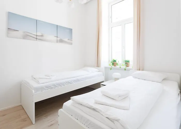 Wohnen Im 15 Ruhig Und Zentral Apartment Vienna
